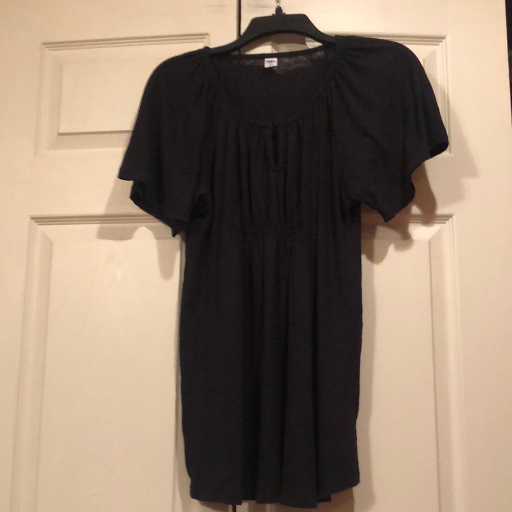 Old Navy - Maternity -Medium Top with keyhole front,full bodice & belled sleeves